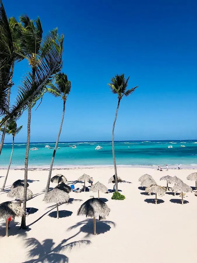 بونتا كانا Ducassi Rooftop Pool Suites Beach Club And Spa Los Corales Beach فندق